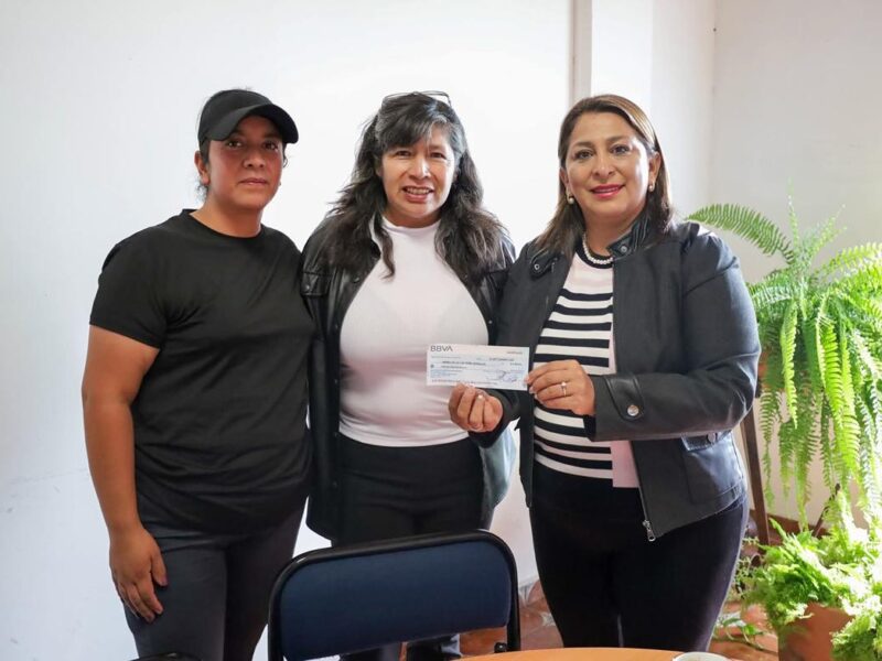 Apoya Ayuntamiento de Quiroga al Preescolar Indígena “Nueva Creación” con recurso para mejorar sus condiciones