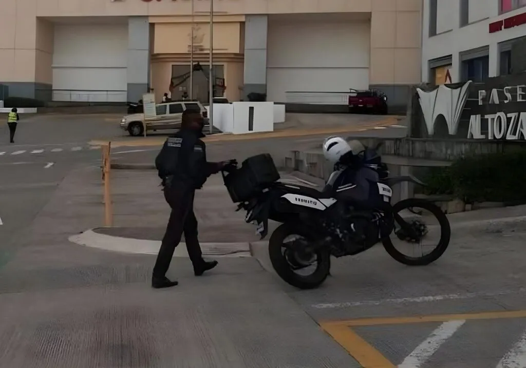 Asaltan a mujer con arma de fuego y la despojan de más de 500 mil pesos en Altozano, Morelia