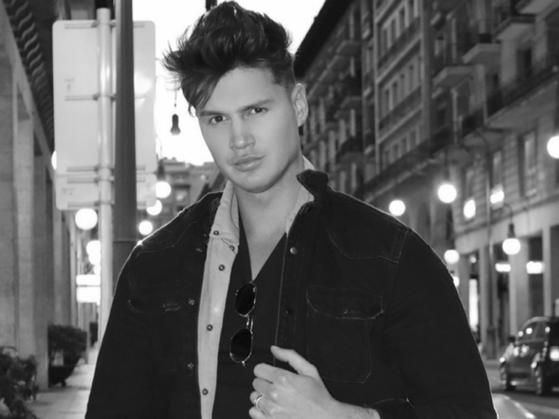 Asesinan al cantante y modelo argentino Fede Dorcaz en Ciudad de México
