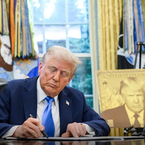 Trump planea ataques terrestres contra el narcotráfico
