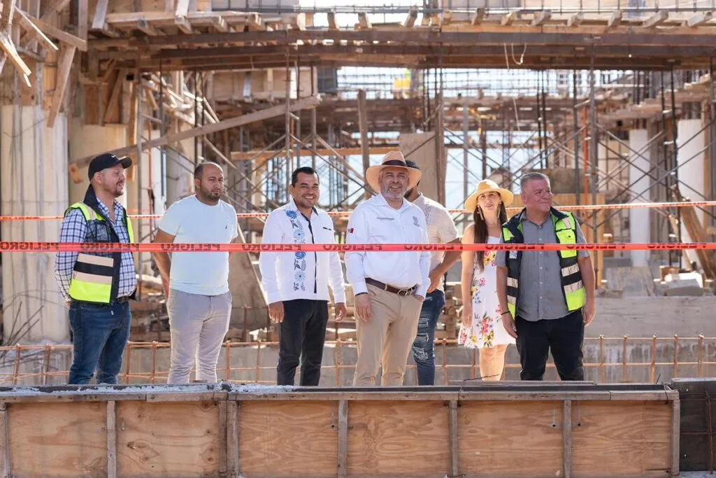 Avanza construcción de la Universidad Politécnica de Aquila