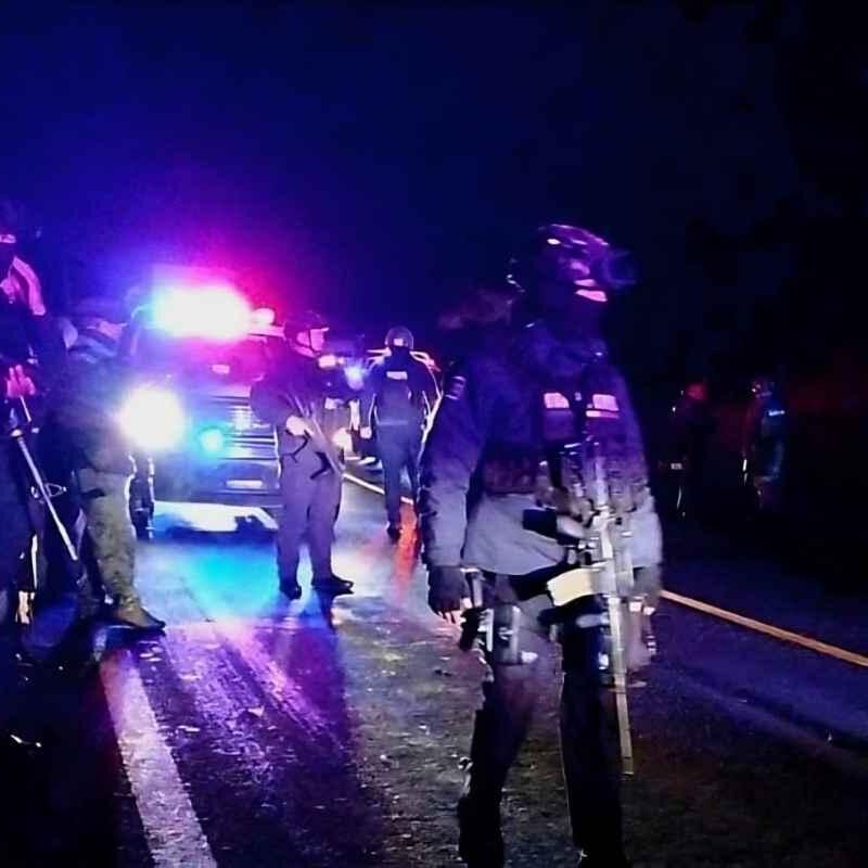 Enfrentamientos y ataque a policías desatan operativo en Uruapan, Michoacán