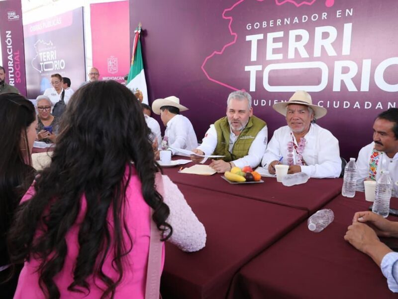 Bedolla impulsa autogobiernos indígenas en Zitácuaro 1