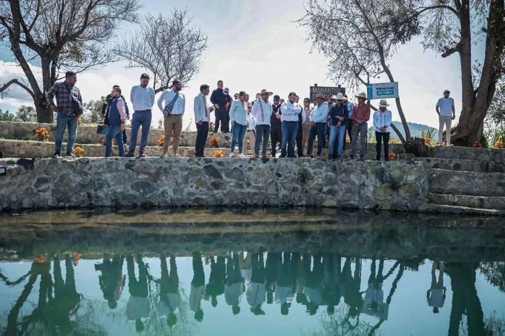 Carreteras libres en Michoacán para recibir a turistas en Noche de Muertos