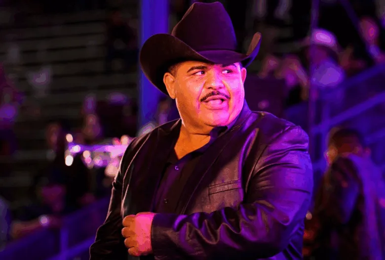 Chuy Lizárraga canta en protesta campesina y visibiliza sus demandas