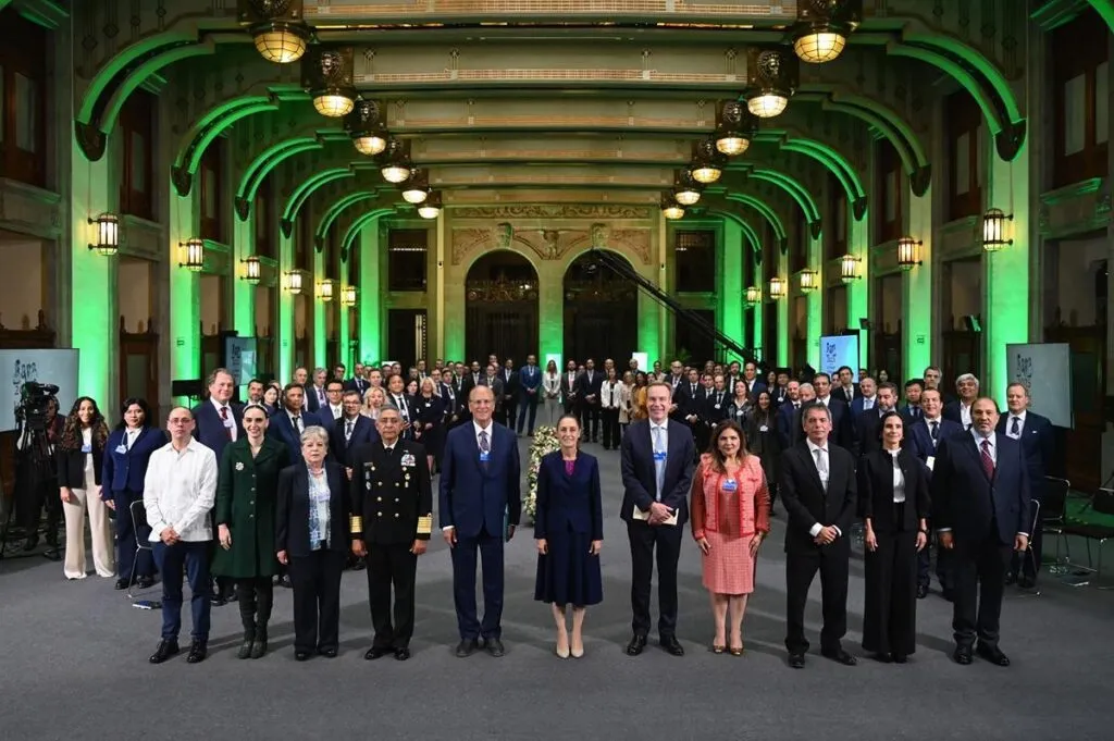 Claudia Sheinbaum Foro Económico Mundial Plan México