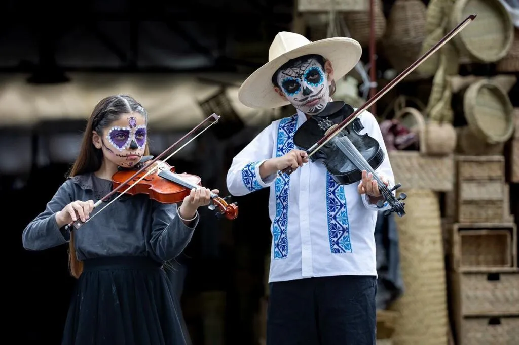 Con más de 700 actividades, Michoacán celebra Semana de Noche de Muertos: Bedolla
