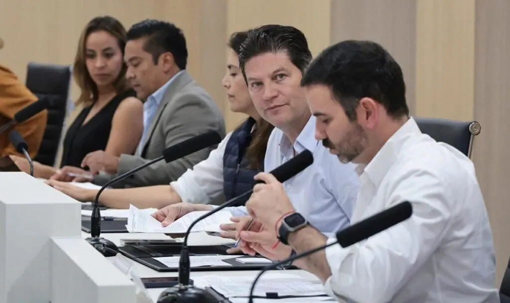 Con rechazo de PRI-Morena, aprueba Alfonso deuda de 135 mdp para Morelia