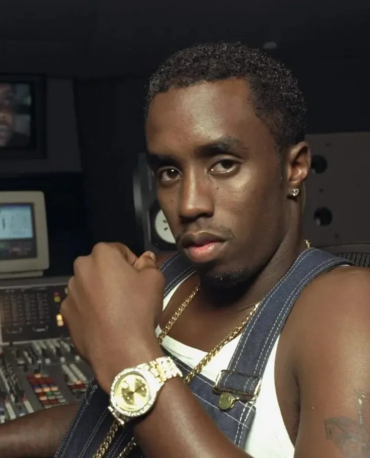 Diddy sentenciado de 4 años y 2 meses en prisión federal por cargos de prostitución-1