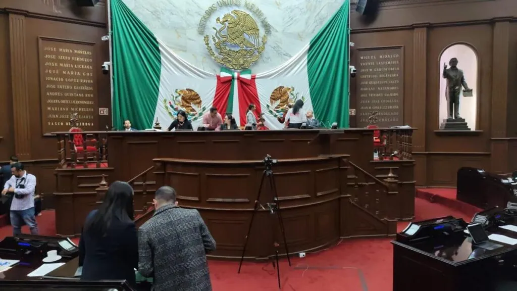 Diputados quieren más dinero, olvidaron austeridad y aprobaron aumento presupuestal para 2026