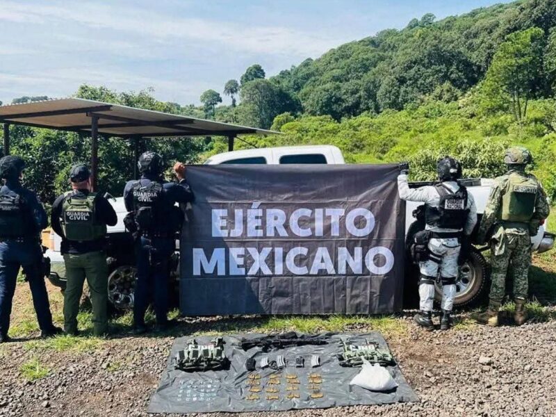Ejército Mexicano aseguró en Uruapan un campamento del CJNG con armas, droga y vehículo