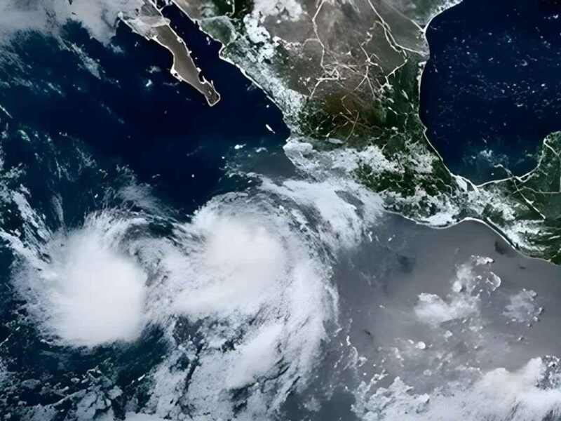 El huracán Priscilla alcanzó categoría 1 frente al Pacífico mexicano. Michoacán,