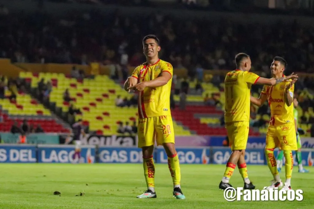 El moreliano Alonso Flores entre los mejores romperredes de la Liga de Expansión