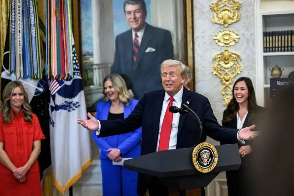 El presidente de EU, Donald Trump acusa a Gustavo Petro, Presidente de colombia de narcotráfico,