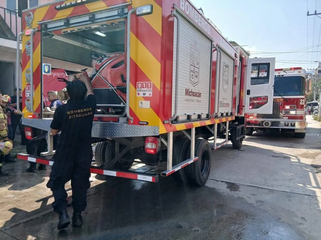 En Zitácuaro hombre prende fuego al vivienda de sus familiares