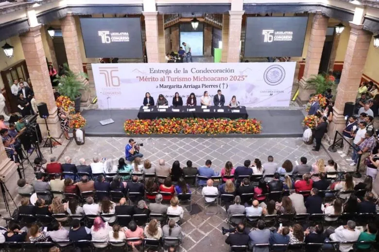 Entrega Congreso del Estado Condecoración “Mérito al Turismo Michoacano 2025” a Margarita Arriaga Pierres
