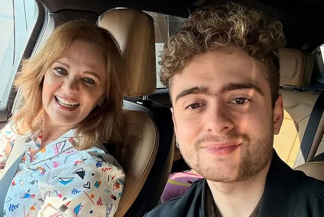 Erika Buenfil celebra su madurez