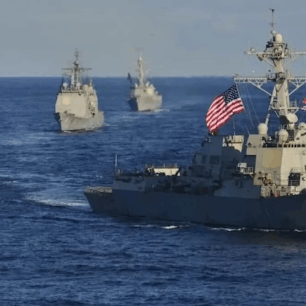 Estados Unidos hunde narcolancha en el Pacífico Oriental