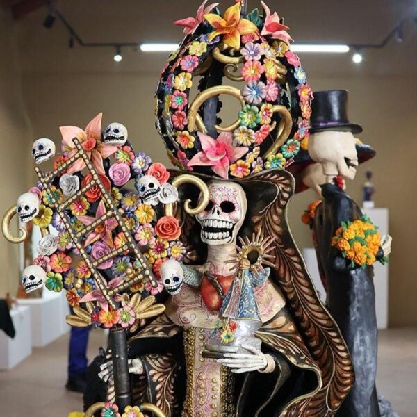 Estas son las catrinas ganadoras del 13 concurso artesanal