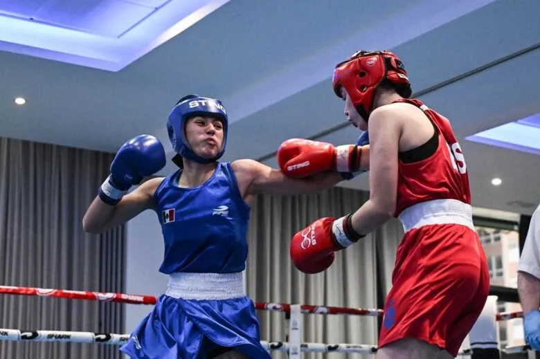 Evelyn Ramírez alumna de Cecytem gana plata en torneo de boxeo en España