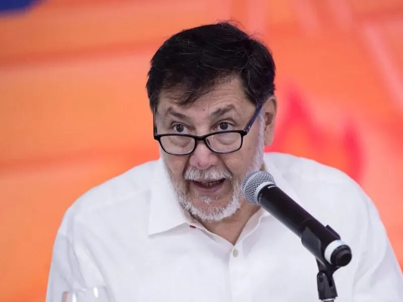 Fernández Noroña anuncia que pedirá licencia en el Senado para “hacer una tarea”