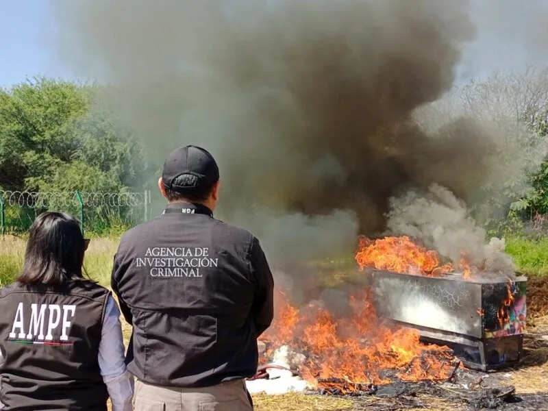 FGR destruye embarcaciones aseguradas en Michoacán