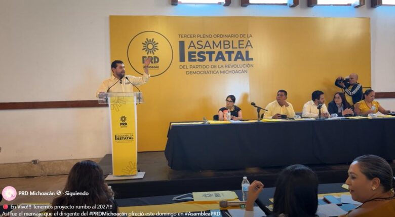 Giro amarillo: pese a vítores a Gladyz ahora perfila PRD a Araceli Saucedo para 2027