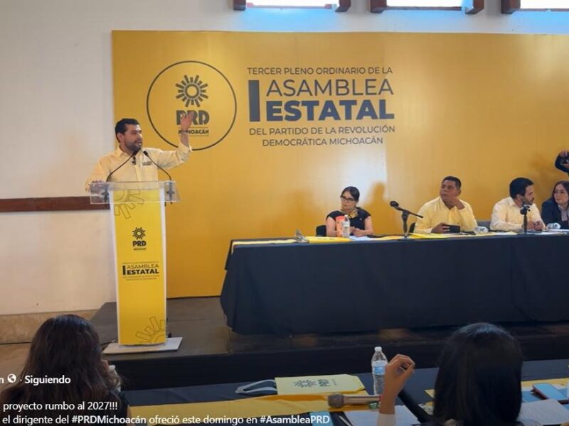 Giro amarillo: pese a vítores a Gladyz ahora perfila PRD a Araceli Saucedo para 2027