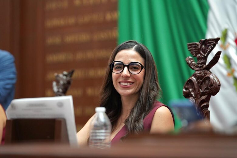 Giulianna Bugarini Congreso de Michoacán