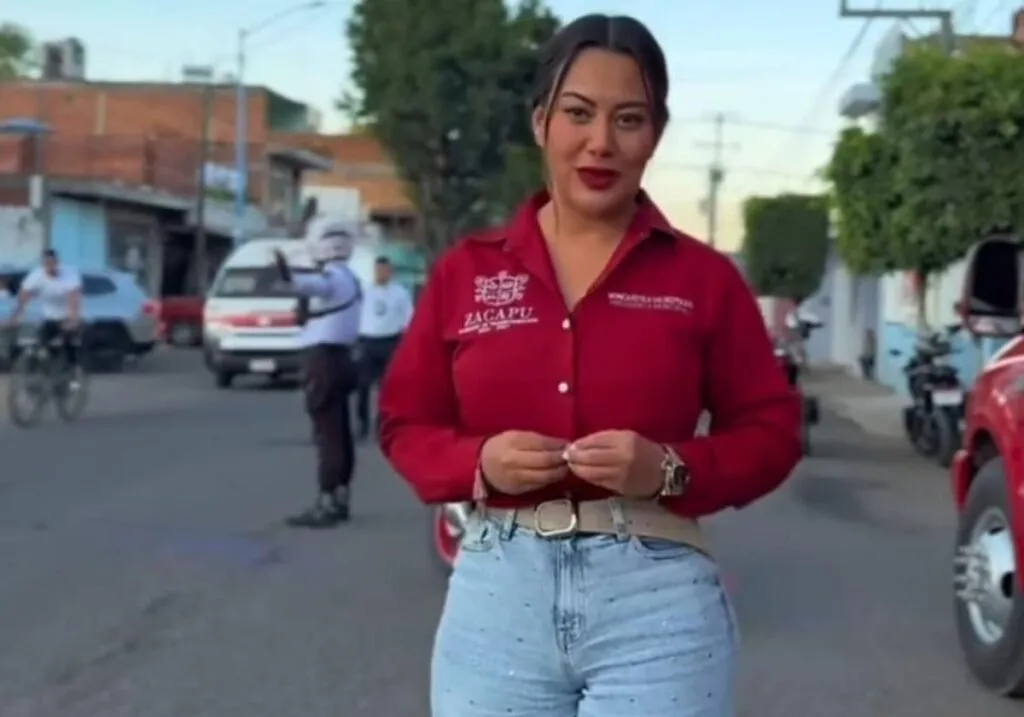Gobierno de Zacapu fortalece la conectividad vial y seguridad con campaña permanente de bacheo: Mónica Valdez