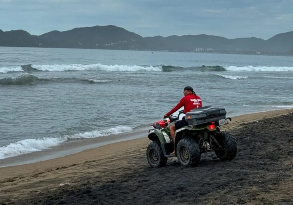guardavidas de playa Manzanillo Colima