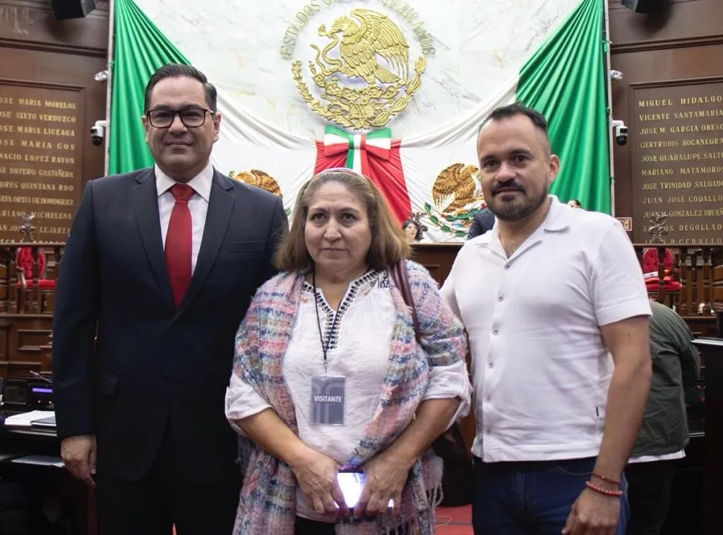 Hugo Rangel presenta la Ley Óliver, inspirada en la historia de un joven michoacano víctima de la violencia