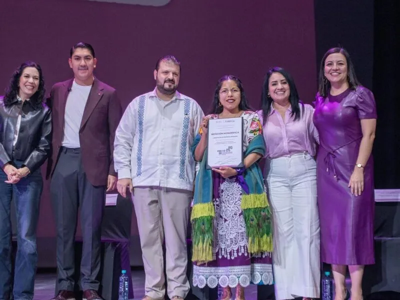 Ijumich reconoce talento y dedicación; entrega Premio Michoacano de la Juventud 2025