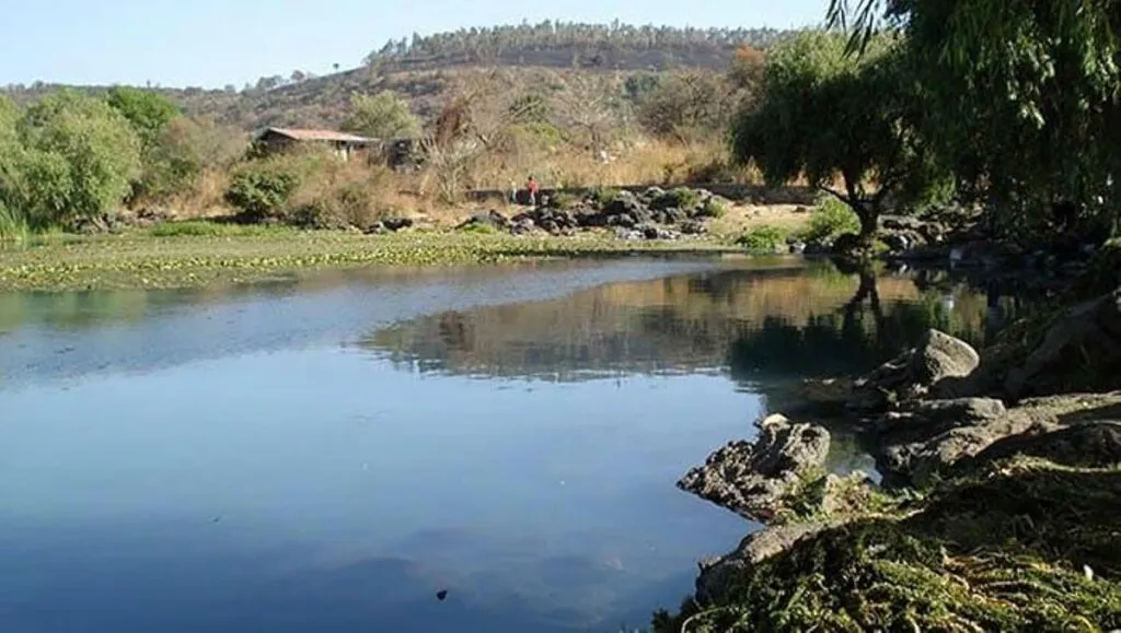 Indaga Conagua posible “huachicol” de agua en La Mintzita, Morelia