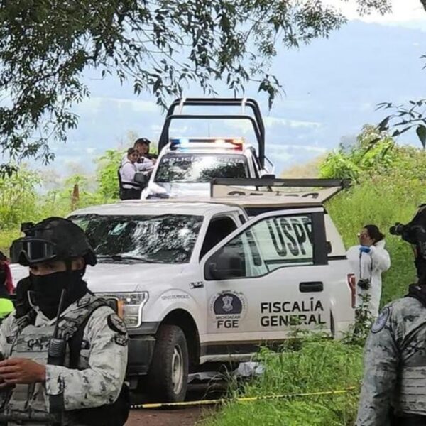 Investigan el hallazgo de tres personas sin vida con impactos de arma de fuego en Jacona