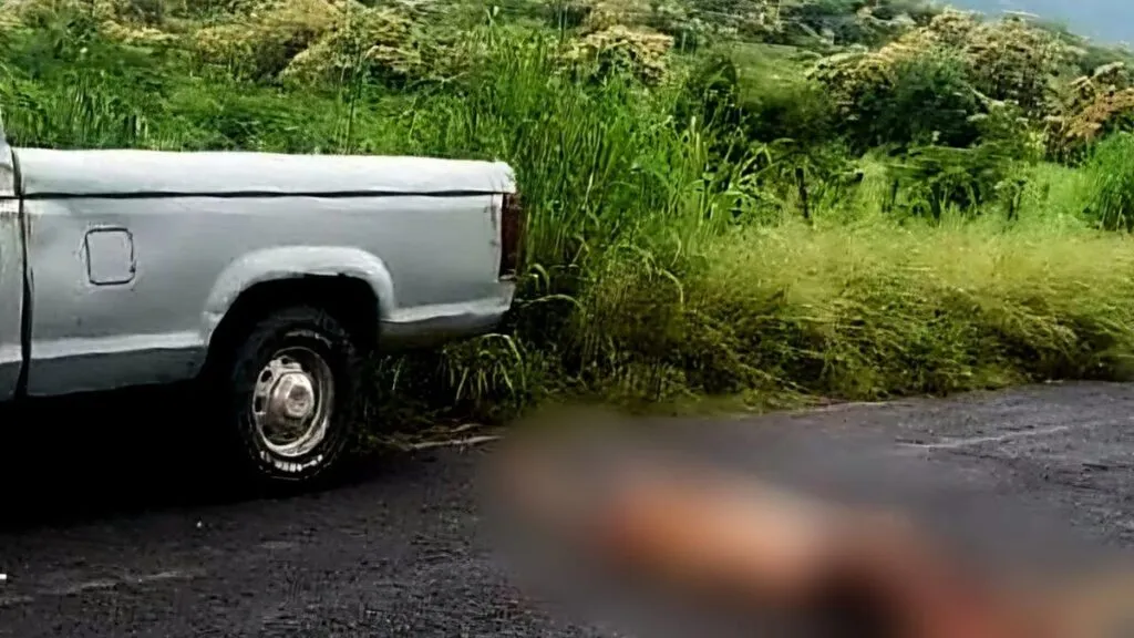 Investigan el hallazgo de un cuerpo decapitado en Tepalcatepec