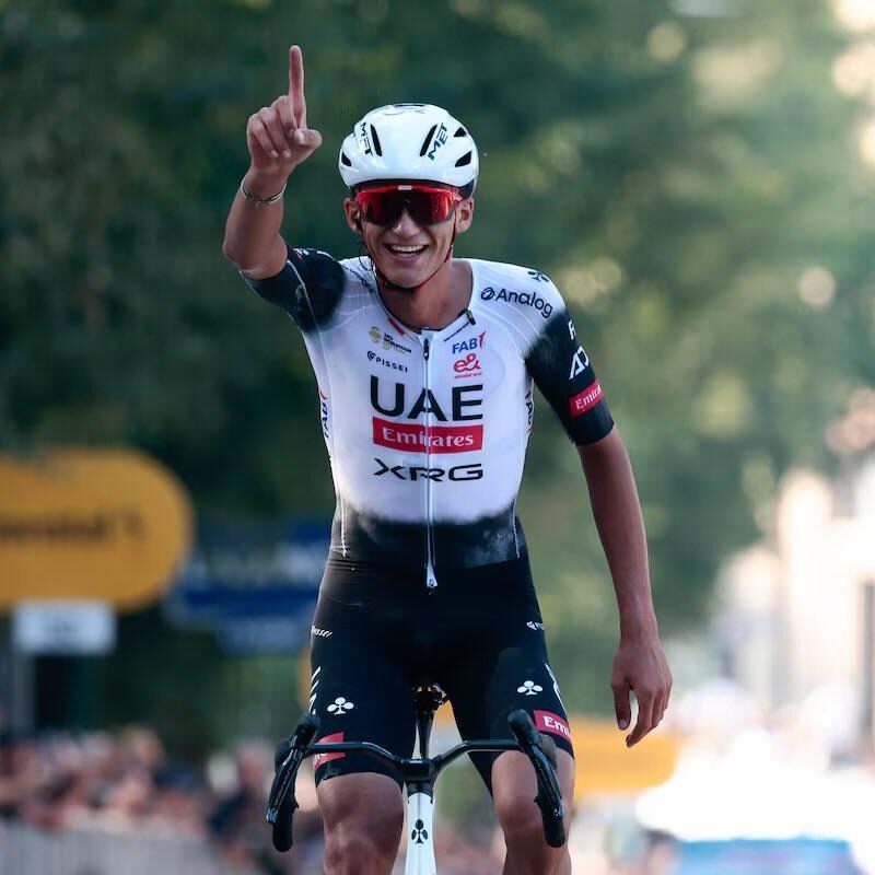 ¡Histórico: Isaac del Toro, en top 3 de ranking mundial de ciclismo!