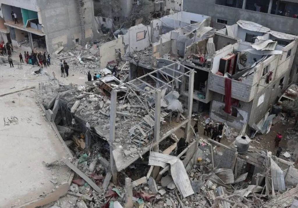 Israel realizó nuevos ataques en Gaza tras acusar a Hamas de violar el alto el fuego