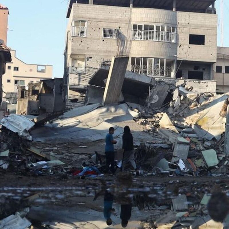 Israel reanuda ataques en Gaza; acusa violación del alto el fuego