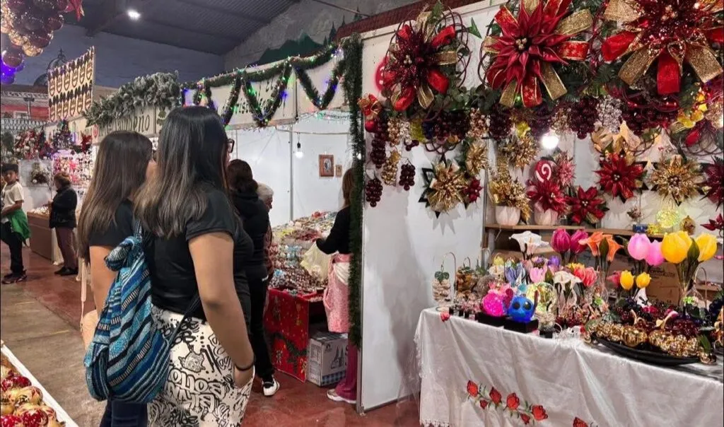 La magia de la Navidad se vive en Tlalpujahua