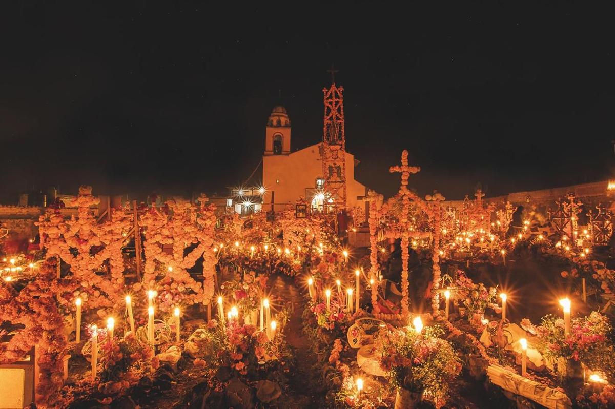 lago de Pátzcuaro talleres creativos Noche de Muertos