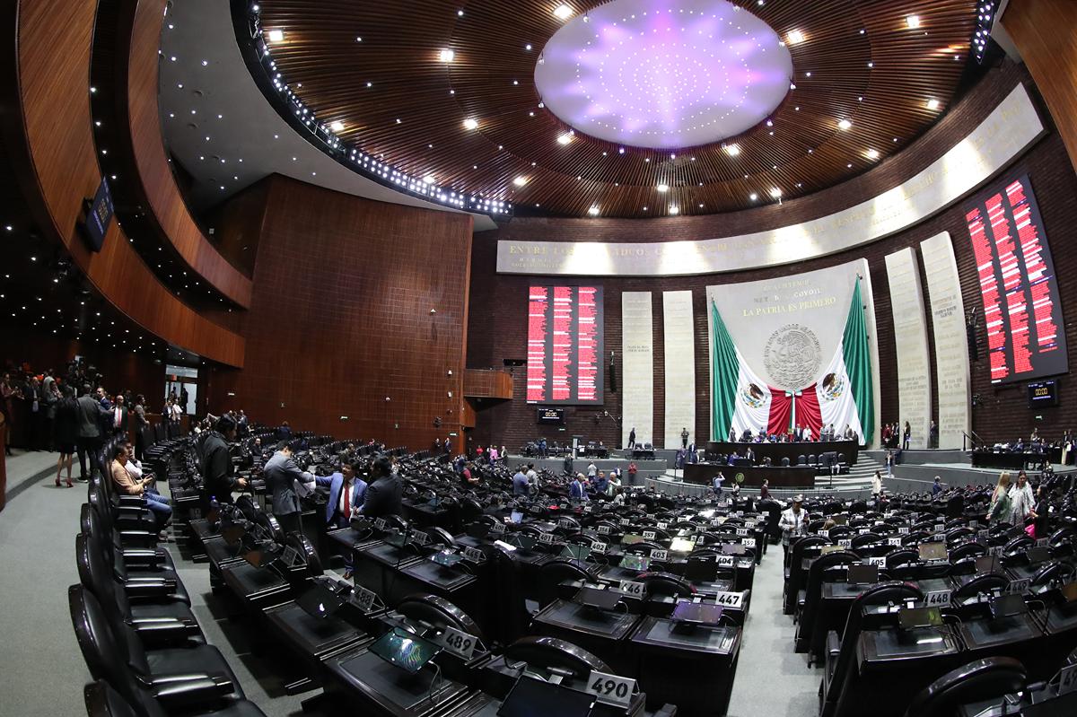 Ley de Amparo: Diputados avalan reforma y pasa al Senado tras denuncias por retroactividad "disfrazada"