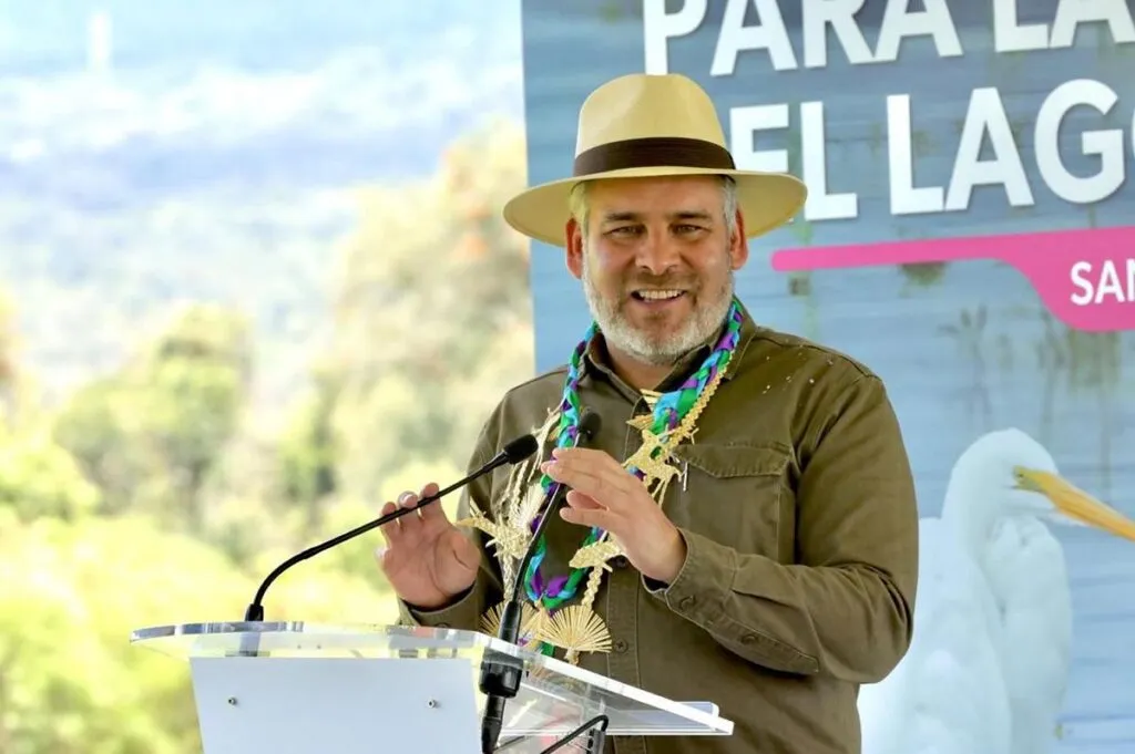 Liberan 80 mil peces en lago de Pátzcuaro 2025 1, Bedolla, Gobierno de Michoacán