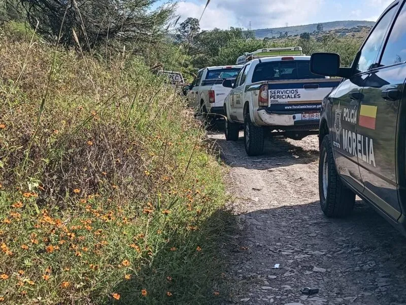Localizan los cadáveres de un hombre y una mujer en una brecha que conduce a Atapaneo en Morelia