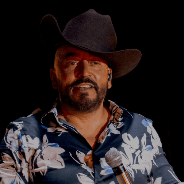 Lupillo Rivera confiesa su debilidad por las mujeres