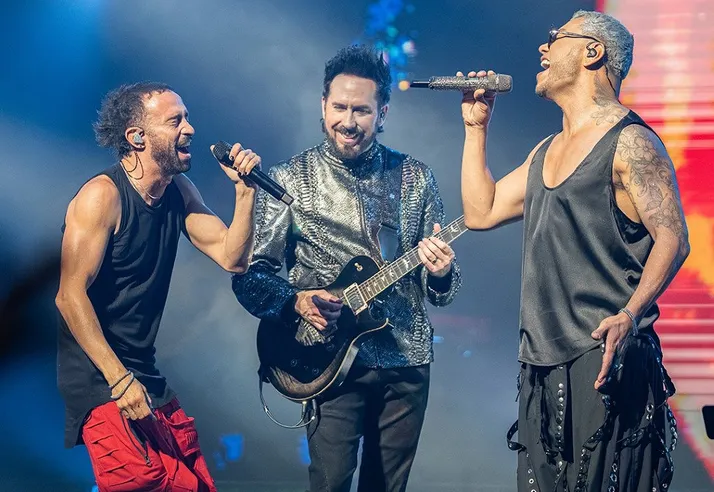 ,Mario Domm lanza contundente mensaje tras ausencia de Samo en concierto de Camila