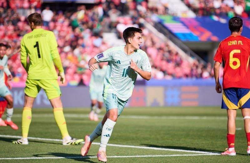México con doblete de Mora rescata empate ante España en el Mundial Sub-20 Chile 2025