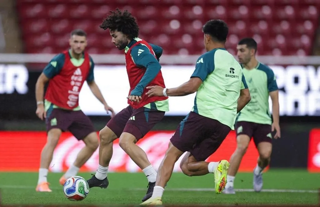 México listo para enfrentar a Ecuador