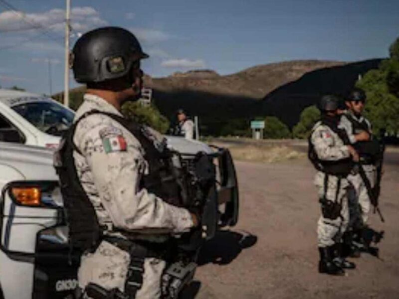 Mina explota en Cotija: dos agentes de Guardia Nacional heridos