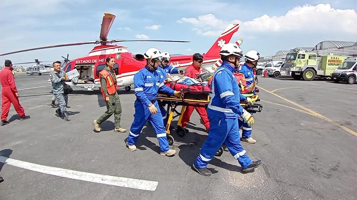 ¡Misión cumplida! Regresan médicos y ambulancias de Michoacán tras apoyo a Hidalgo